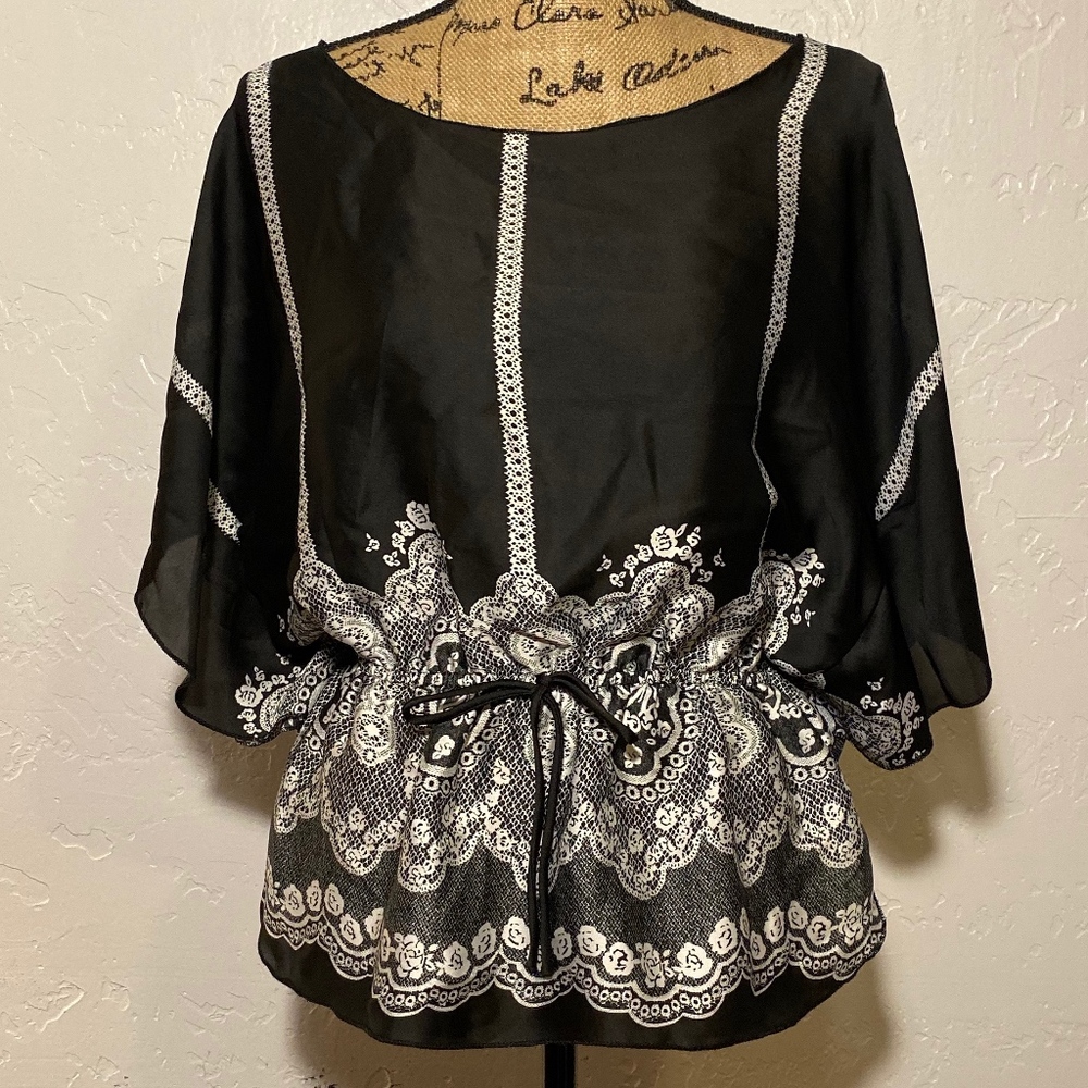 Tovia bateau neck, oversized blouse, size large